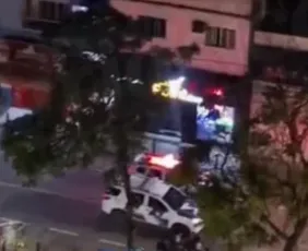 Imagem ilustrativa da imagem Mulher fica ferida após briga causar ataque a tiros em distribuidora em Cariacica