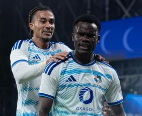 Imagem ilustrativa da imagem Neom vence Al-Hilal e derruba invencibilidade que durava desde o Fluminense