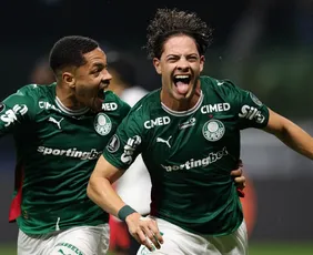 Imagem ilustrativa da imagem Palmeiras vence a LDU no Nubank Parque e joga por empate em Quito