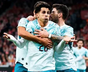 Imagem ilustrativa da imagem Portugal vence Dinamarca, e Jesus evita falar sobre saída de Cristiano Ronaldo
