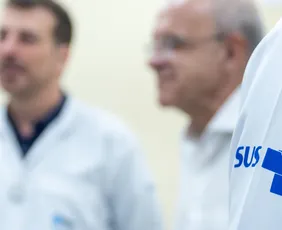 Imagem ilustrativa da imagem SUS incorpora cirurgia para tratar catarata e glaucoma ao mesmo tempo