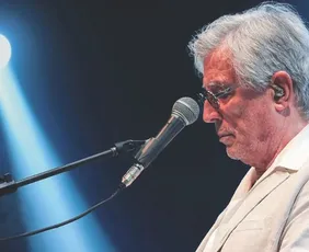 Imagem ilustrativa da imagem Sucessos de Ivan Lins neste sábado em Vitória