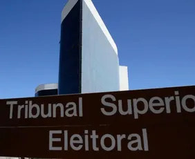 Imagem ilustrativa da imagem TSE estuda desativar canais políticos no WhatsApp 48h antes da eleição