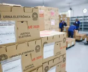 Imagem ilustrativa da imagem Tribunais distribuem urnas e preparam sessões para eleição