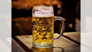 Imagem ilustrativa da imagem Estudo aponta que beber uma cerveja por dia pode fazer bem para o intestino