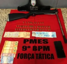 Imagem ilustrativa da imagem Tatuador anuncia promoção de armas em aplicativo de mensagem e vai preso no Sul