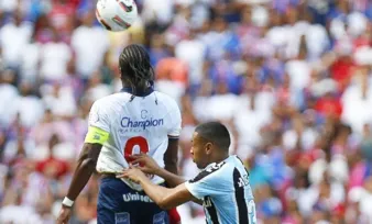 Imagem ilustrativa da imagem Bahia e Grêmio criam pouco, empatam e mantêm posições no G4 da Série B