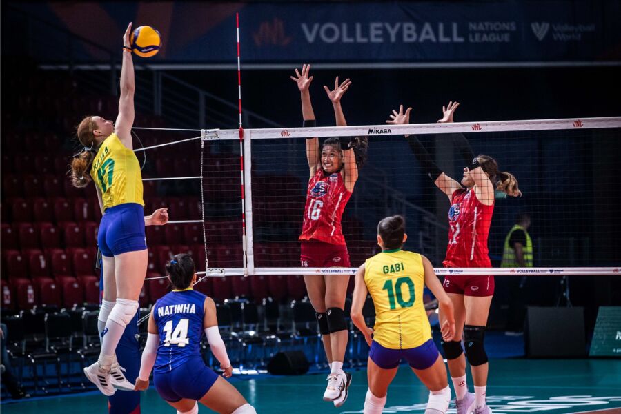 Vôlei feminino: Após susto, Brasil consegue virada e bate a República  Dominicana