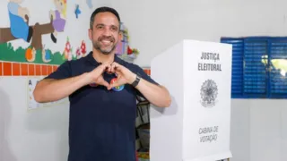 Imagem ilustrativa da imagem Alagoas: Paulo Dantas é reeleito governador do estado
