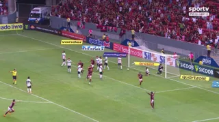 Imagem ilustrativa da imagem GOLS DA RODADA | Com time reserva, Flamengo vence Coritiba por 2 a 0