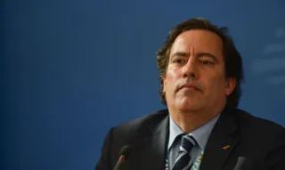 Imagem ilustrativa da imagem Caixa recebeu primeira denúncia contra Guimarães após 6 meses dele no cargo