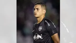 Imagem ilustrativa da imagem Renan tem contrato com Bragantino e Palmeiras rescindido por justa causa
