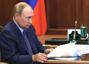Imagem ilustrativa da imagem Putin diz que assinará nesta sexta documentos para anexar regiões da Ucrânia