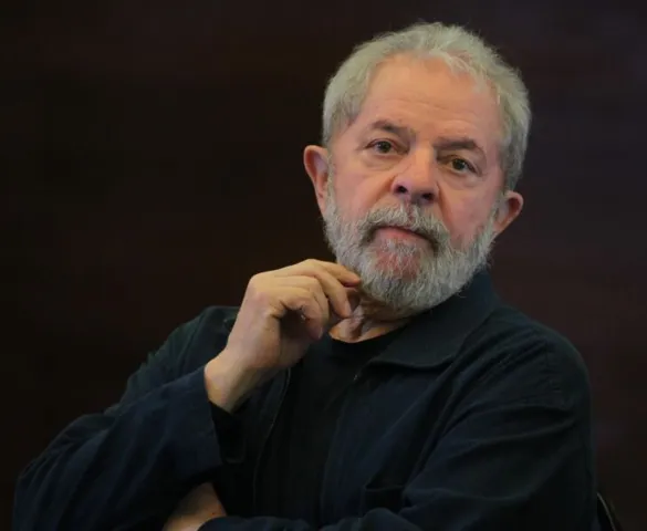 Imagem ilustrativa da imagem Lula se aproxima do funcionalismo público