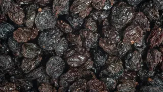 Imagem ilustrativa da imagem Governo impede entrada de 49 toneladas de uvas-passas contaminadas no país
