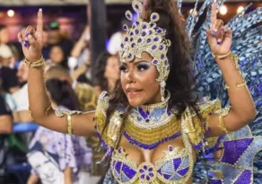 Imagem ilustrativa da imagem Ex-Miss Bumbum paga fantasia de Carnaval "testando maridos infiéis"