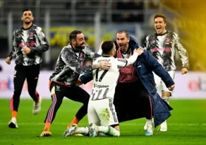 Imagem ilustrativa da imagem Juventus derrota Inter de Milão e fica a 7 pontos do G-4 do Italiano