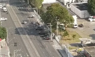 Imagem ilustrativa da imagem Após mortes, PM reforça patrulhamento na avenida Leitão da Silva