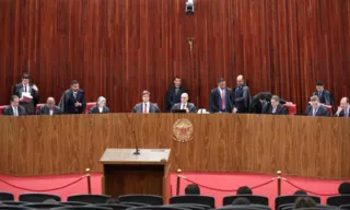 Imagem ilustrativa da imagem TSE multa parlamentares por ligar Lula a caso Celso Daniel
