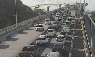 Imagem ilustrativa da imagem Acidentes com sete carros complicam trânsito na Terceira Ponte