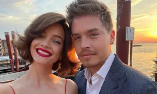 Imagem ilustrativa da imagem Dylan Sprouse, ex-estrela da Disney, anuncia que está noivo