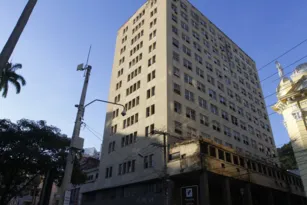 Imagem ilustrativa da imagem Governo quer destinar prédio do antigo Iapi em Vitória para moradias populares
