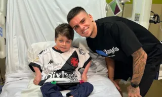 Imagem ilustrativa da imagem Jogadores do Vasco dedicam vitória a menino que passou 16 dias em coma