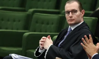 Imagem ilustrativa da imagem Lula é pressionado a mudar preferência para o STF