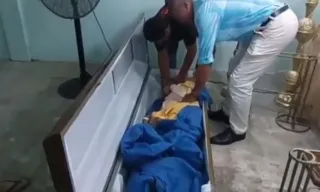 Imagem ilustrativa da imagem Morre idosa que acordou em caixão durante o próprio velório no Equador