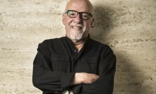 Imagem ilustrativa da imagem Novo livro de Paulo Coelho chega ao Brasil