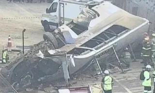 Imagem ilustrativa da imagem Ônibus que levava torcedores do Corinthians era irregular, diz agência