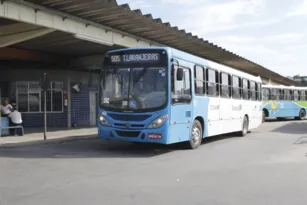 Imagem ilustrativa da imagem Passageiros do Transcol enfrentam atrasos de ônibus nesta quarta-feira