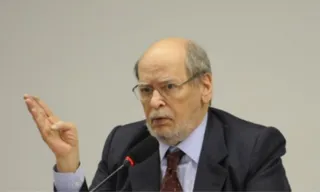 Imagem ilustrativa da imagem Sepúlveda Pertence, ex-ministro do STF, morre aos 85 anos