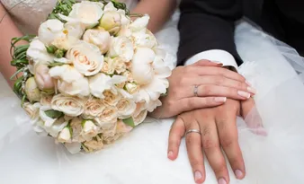 Imagem ilustrativa da imagem Vai casar ou causar?