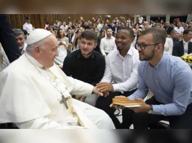 Imagem ilustrativa da imagem Capixabas dão presente para o Papa