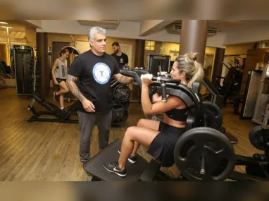 Durante cirurgia para retirada de tumor cerebral, Maurício Stemberg tocou e cantou para garantir que partes importantes do cérebro não fossem afetadas