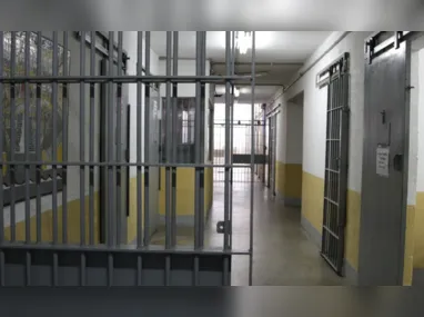 Imagem ilustrativa da imagem Detentos fogem de presídio da Serra por abertura de ventilação da cela