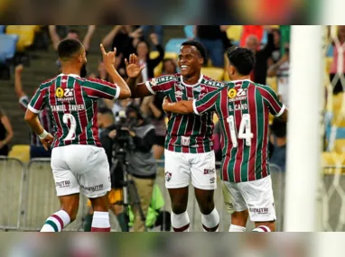 Imagem ilustrativa da imagem Fluminense vence Palmeiras e cola no Flamengo na briga pela vice-liderança