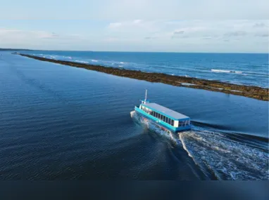 Penedo é o nome de uma das embarcações que irão operar no Sistema Aquaviário a partir do dia 21