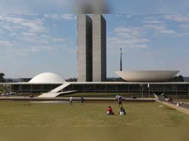 Monumento à Independência do Brasil, localizado na cidade de São Paulo, às margens do Rio do Ipiranga, no lugar histórico onde D. Pedro I teria proclamado a independência do Brasil