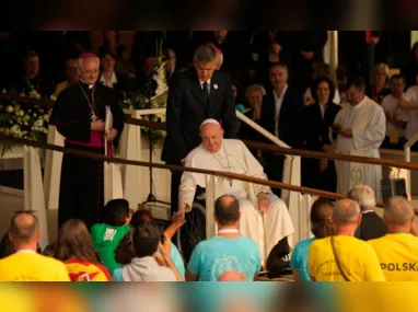 Papa Francisco durante ordenação dos Cardeais