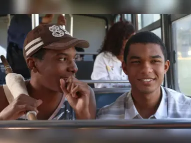 Cena da primeira temporada da série B.O com Leandro Hassum como Suzano