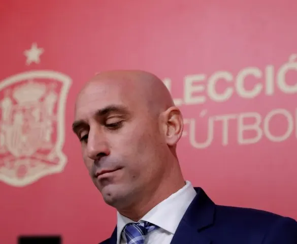 Imagem ilustrativa da imagem Fifa abre processo disciplinar contra presidente da Federação Espanhola