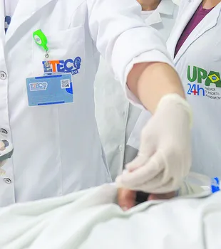 o prefeito da Serra anunciou a realização de concurso público, totalizando 1.500 vagas em praticamente todas as pastas. Dessas, mais de 400 na Saúde