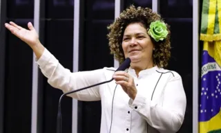 Imagem ilustrativa da imagem Governo põe em agência ex-deputada sem currículo