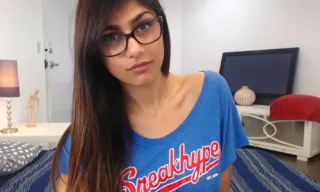 Imagem ilustrativa da imagem Mia Khalifa é demitida após apoiar Palestina em guerra com Israel