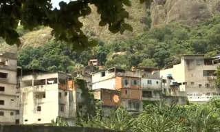 Imagem ilustrativa da imagem Policiais Militares trocam tiros com traficantes em morro de Vila Velha