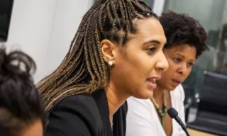 Imagem ilustrativa da imagem Silvio usa voo comercial para ir ao evento que Anielle foi de FAB