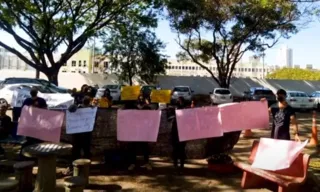 Imagem ilustrativa da imagem Técnicos e auxiliares de enfermagem fazem protesto em hospital de Vila Velha