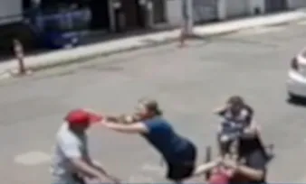 Imagem ilustrativa da imagem Mulher presencia assalto e parte para cima do bandido em Vila Velha